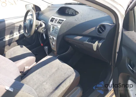 2008 Toyota Yaris z USA, uszkodzony, nr VIN JTDBT903981242337